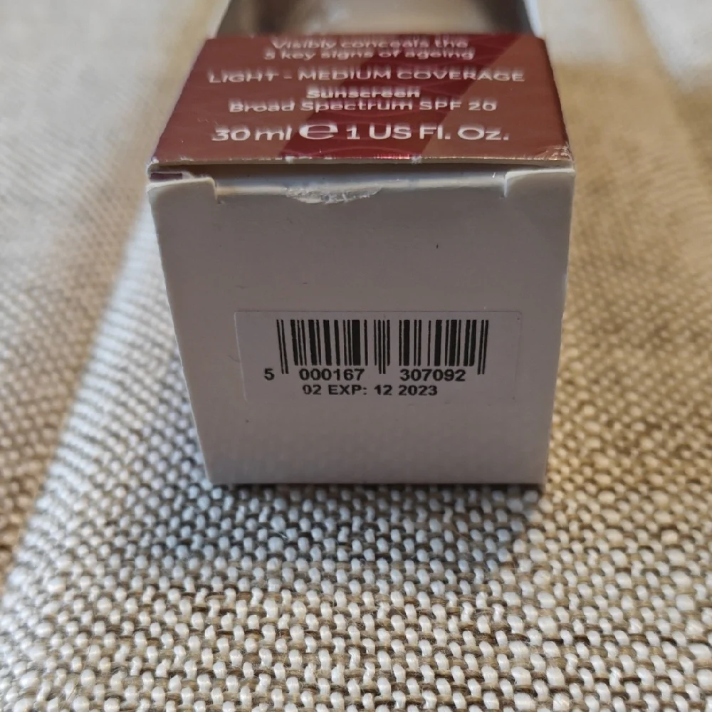 No7 Restore & Renew Serum Foundation - Porcelain